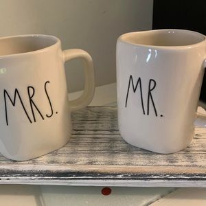 Rae Dunn “ Mr & Mrs” coffee ~ tea mugs